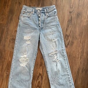 Levis Ribcage Straight Ankle Jeans